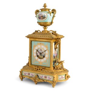 Antika eşya alanlar